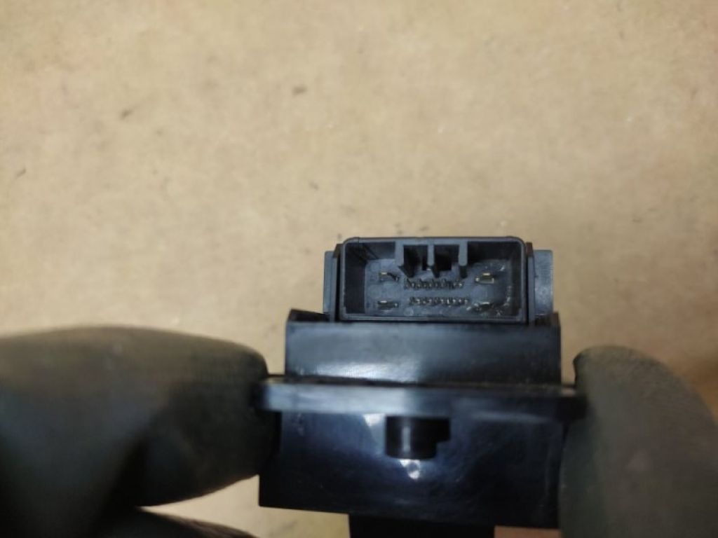 35770-STX-A01ZA | Кнопка стеклоподъемника задн. ACURA MDX (YD2) 06-13 - Фото 4