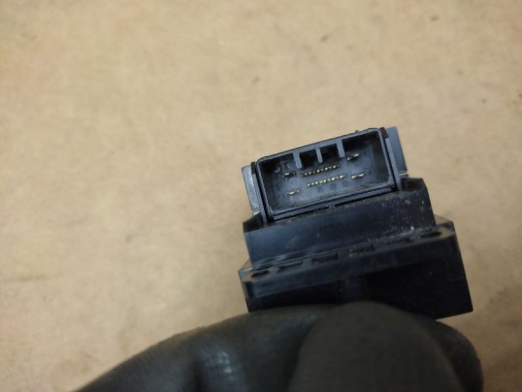 35770-STX-A01ZA | Кнопка стеклоподъемника задн. ACURA MDX (YD2) 06-13 - Фото 4
