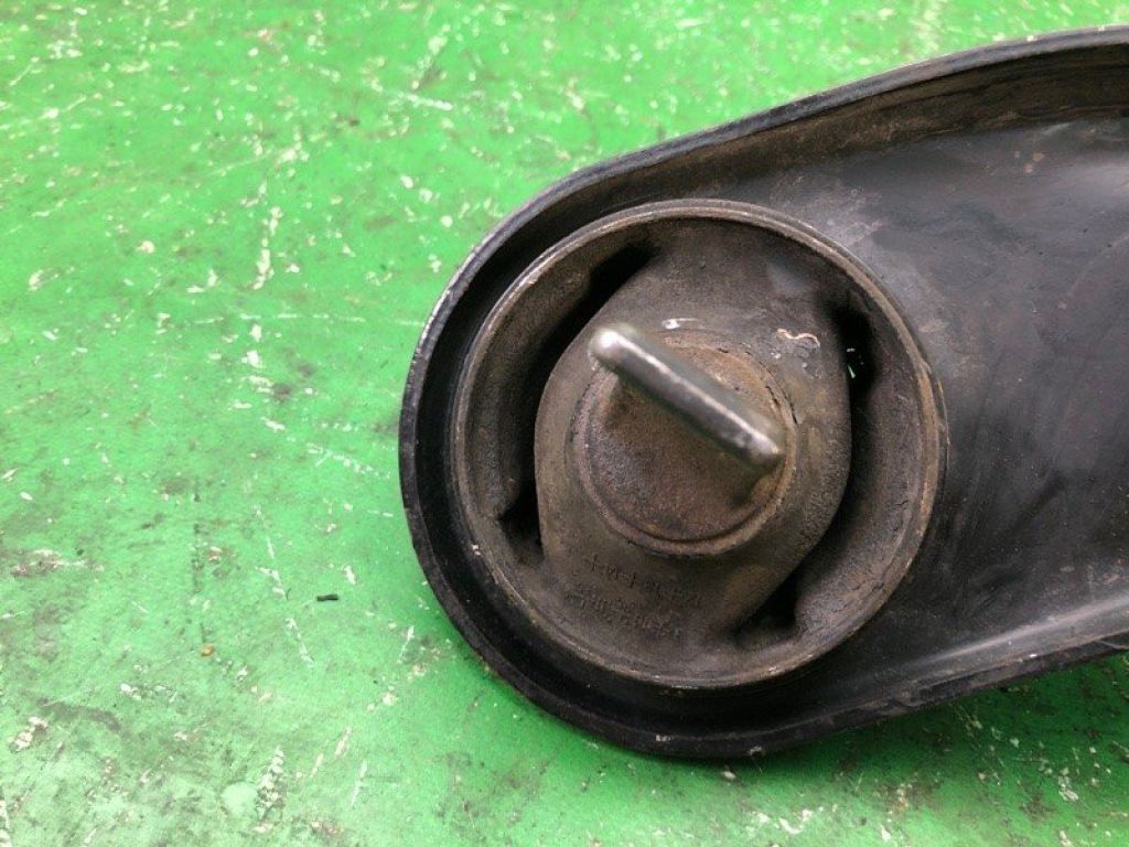 552803S000 | Важіль задньої підвіски поздовжній прав. HYUNDAI SONATA YF 10-14 - Фото 5