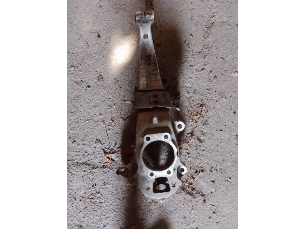 40014-EG000 | Кулак поворотный передн. прав. INFINITI M35/M45 04-10