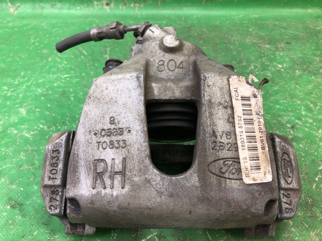 CV6Z-2B120-A | Супорт гальмівний передн. прав. FORD FOCUS 10-18