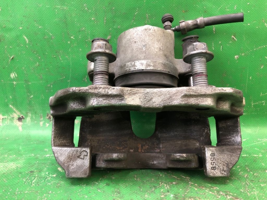 CV6Z-2B120-A | Супорт гальмівний передн. прав. FORD FOCUS 10-18 - Фото 6