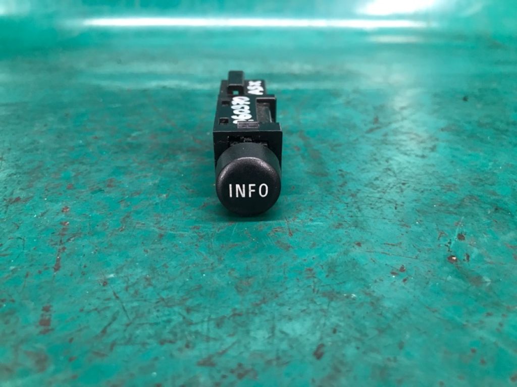 8610A005 | Кнопка MITSUBISHI ASX / OUTLANDER SPORT 10-21