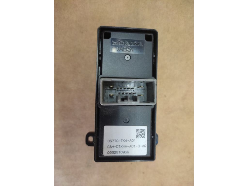 35770-TK4-A01 | Кнопка стеклоподъемника задн. ACURA ILX 12-16 - Фото 3