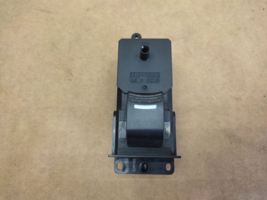 35770-STX-A01ZA | Кнопка стеклоподъемника задн. ACURA MDX (YD2) 06-13
