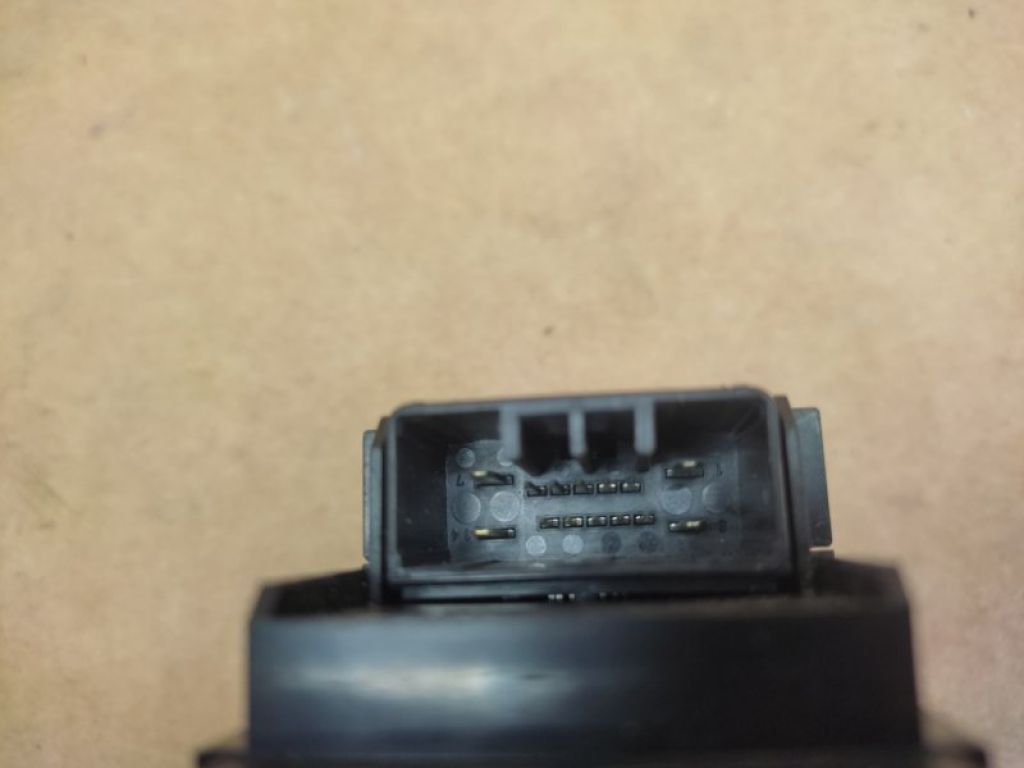 35770-STX-A01ZA | Кнопка склопідіймача задн. ACURA MDX (YD2) 06-13 - Фото 4