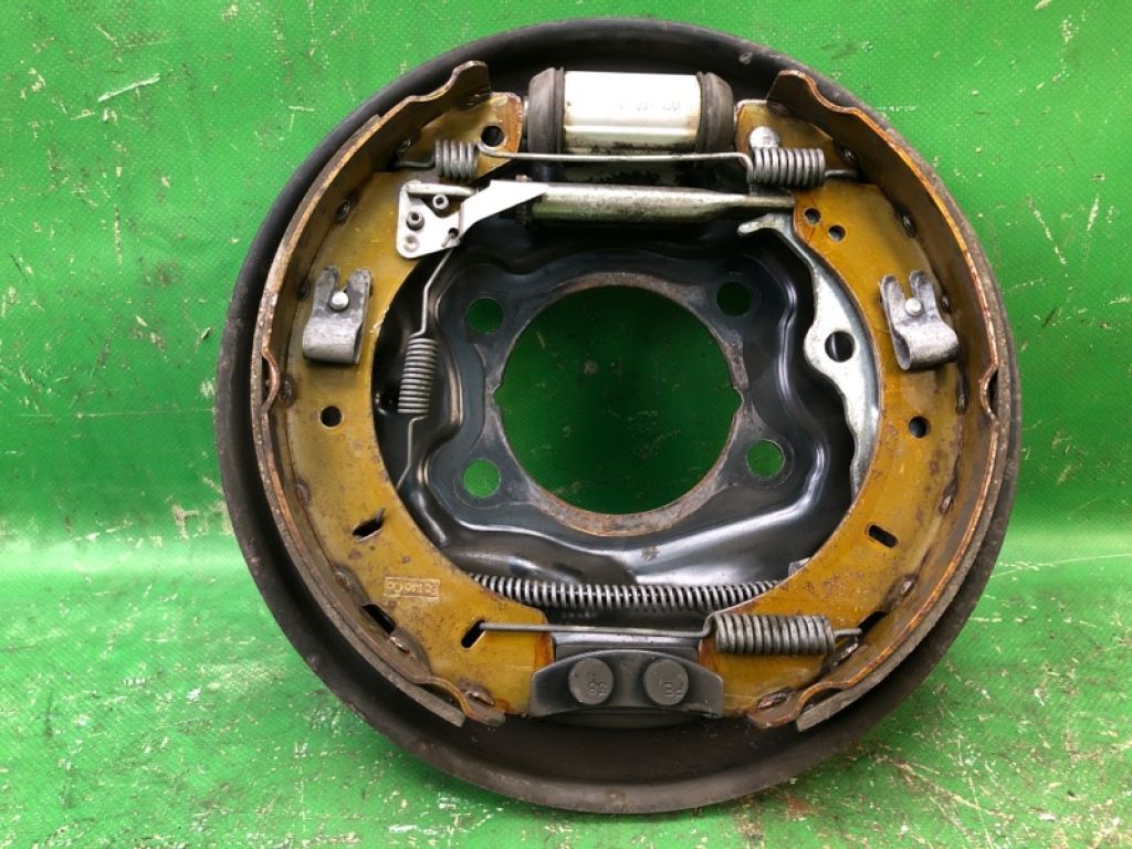 CP9Z-2212-A | Гальмівний механізм задн. лів. FORD FOCUS 10-18