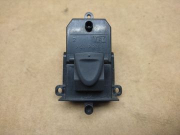 Кнопка стеклоподъемника задн. прав. HONDA CIVIC 4D 06-11