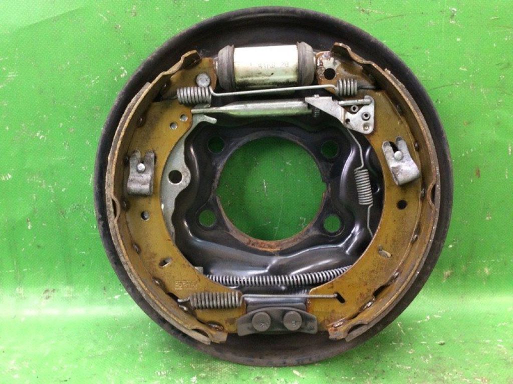 BV6Z-2211-A | Гальмівний механізм задн. прав. FORD FOCUS 10-18