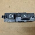 93581-C5110 | Кнопка склопідіймача задн. KIA SORENTO UM 14-