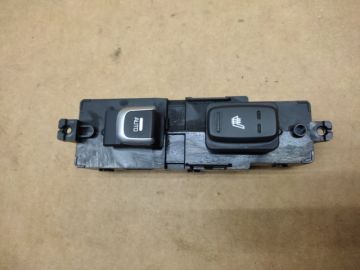 Кнопка склопідіймача задн. KIA SORENTO UM 14-