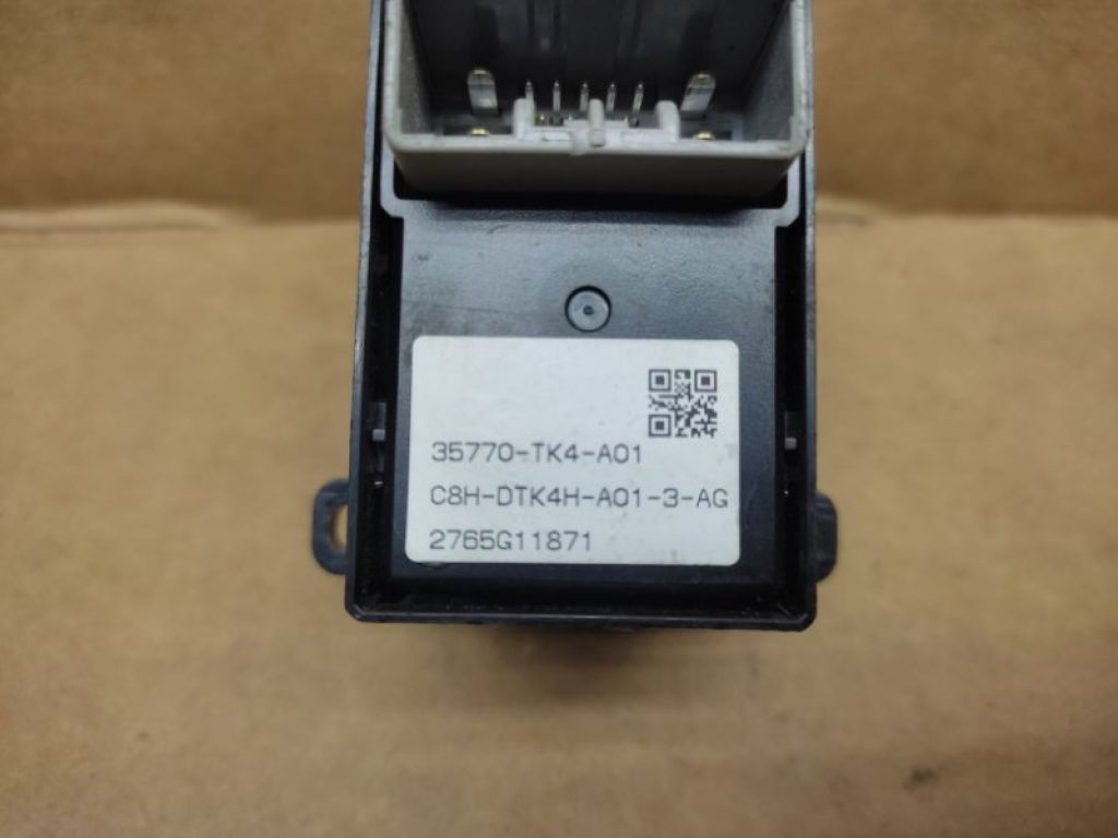 35770-TK4-A01 | Кнопка стеклоподъемника ACURA ILX 16-19 - Фото 4