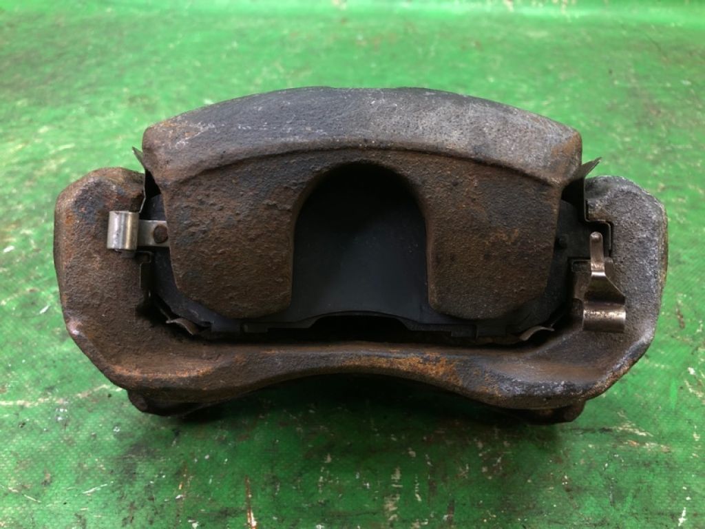 41011JN00A | Супорт гальмівний передн. лів. NISSAN JUKE 10-19 - Фото 2