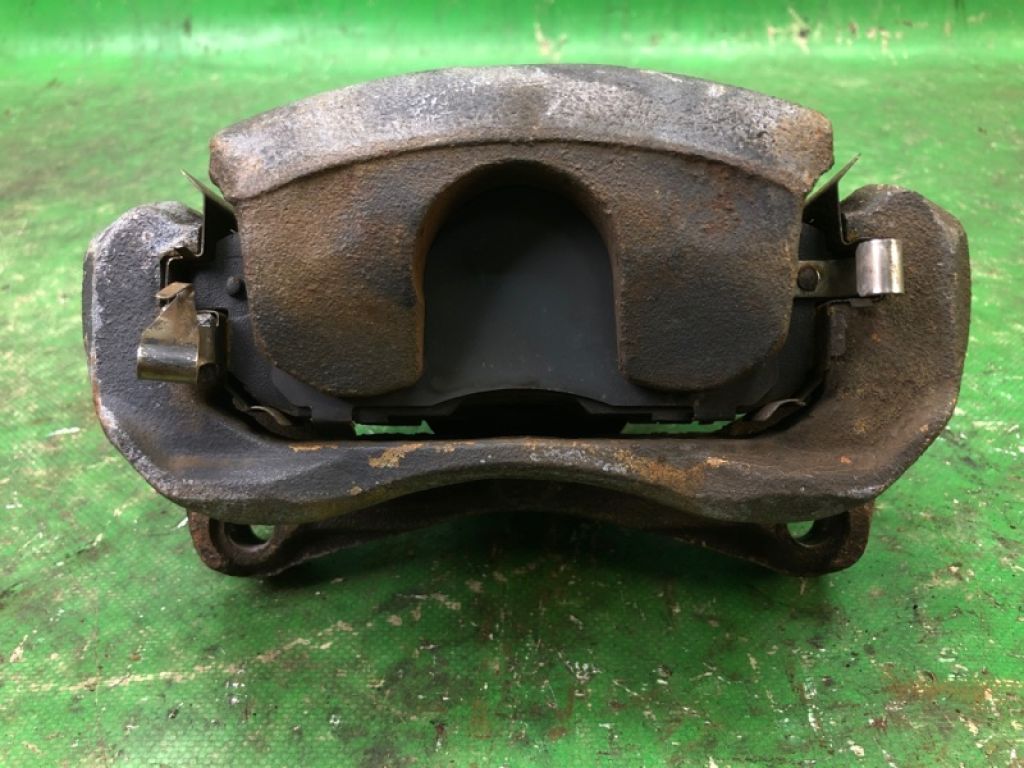 41001JN00A | Супорт гальмівний передн. прав. NISSAN JUKE 10-19 - Фото 2