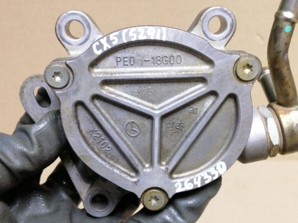 PE07-18-G00A | Вакуумний насос MAZDA CX-5 (KE) 11-17 - Фото 3