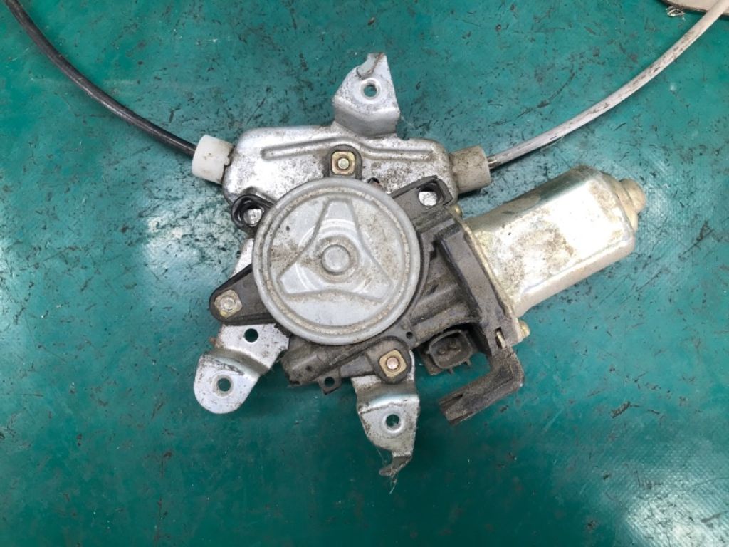 82721-CA000 | Склопідйомник задн. лів. NISSAN MURANO Z50 02-07 - Фото 3