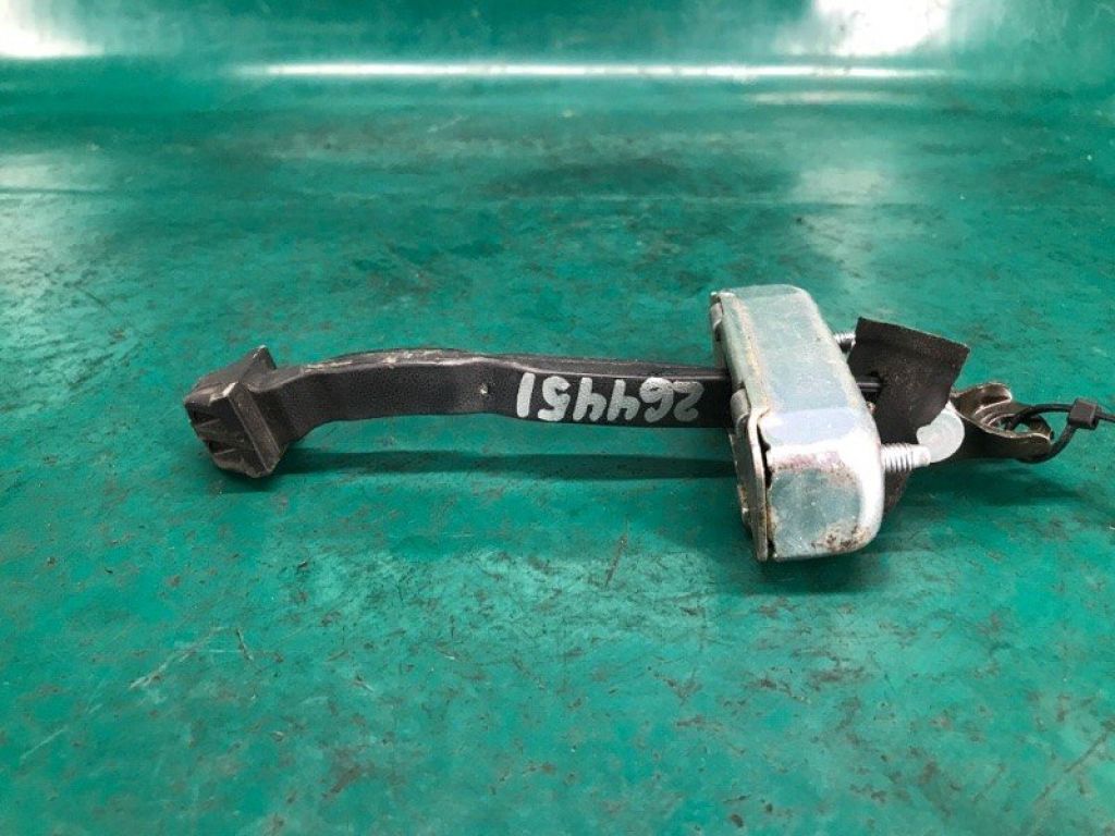 68640-0E010 | Обмежувач дверей задн. лів. LEXUS RX300/330/350/400 03-09 - Фото 3