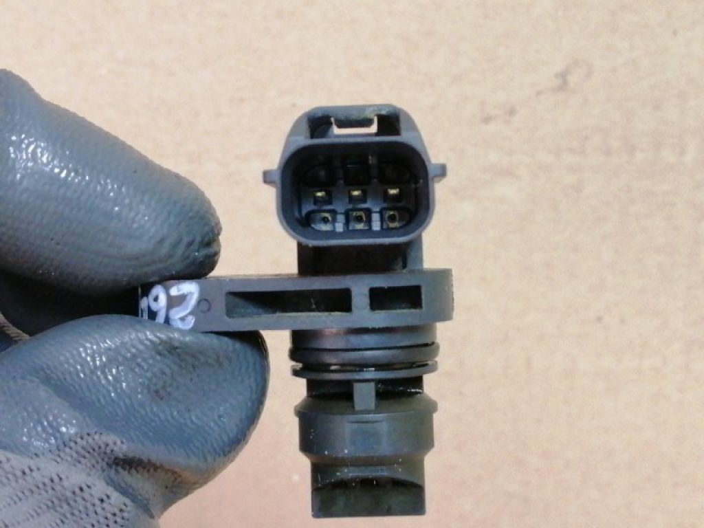 PE01-18-230 | Датчик положення распредвала MAZDA CX-5 (KE) 11-17 - Фото 4