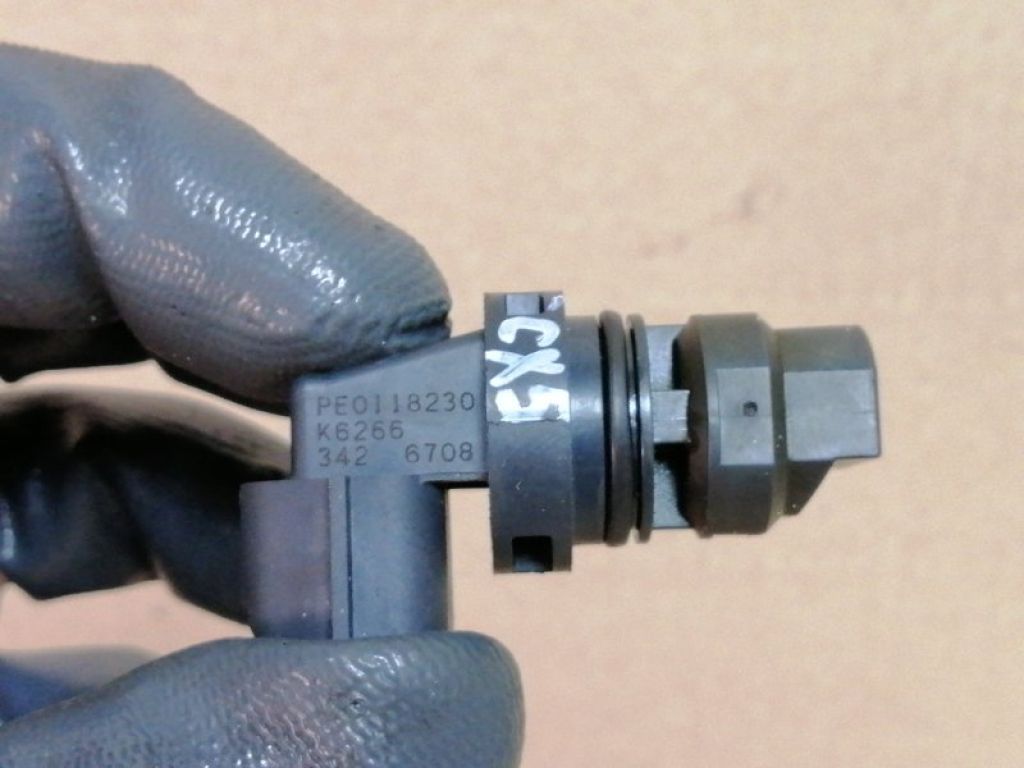 PE01-18-230 | Датчик положення распредвала MAZDA CX-5 (KE) 11-17 - Фото 5