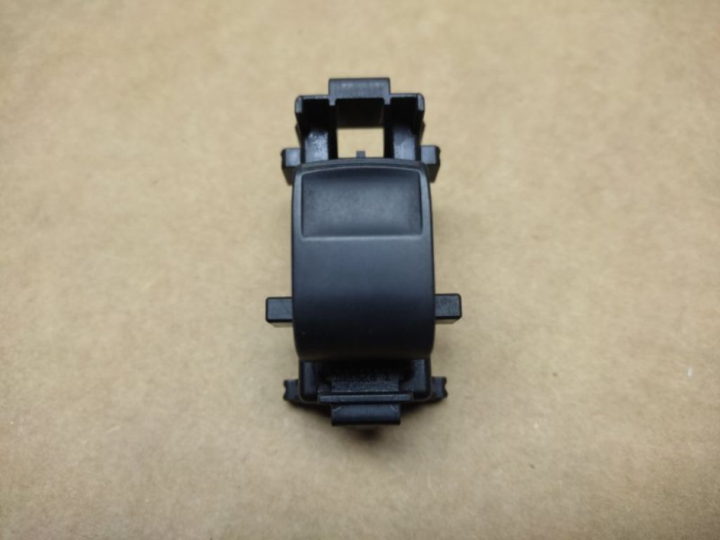 84810-52030 | Кнопка стеклоподъемника задн. прав. TOYOTA RAV4 05-12