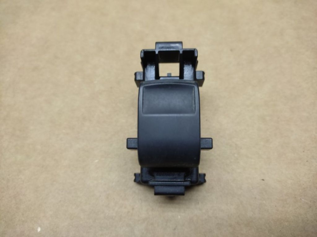 84810-52030 | Кнопка стеклоподъемника TOYOTA RAV4 05-12
