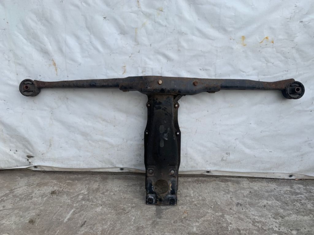 41310SA001 | Кронштейн редуктора SUBARU FORESTER SG 02-07 - Фото 3
