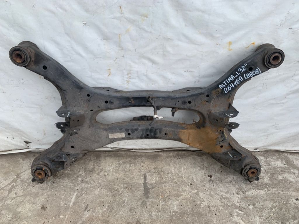 55400-JA00A | Балка задней подвески NISSAN ALTIMA L32 07-12 - Фото 2