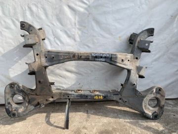 Балка задньої підвіски NISSAN QX56 / TITAN / ARMADA 04-16