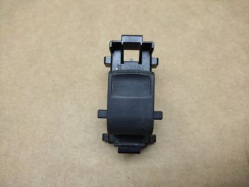 Кнопка стеклоподъемника задн. прав. TOYOTA CAMRY 50 12-15