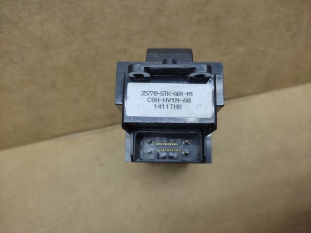 35770-STK-A01 | Кнопка склопідіймача задн. ACURA RDX 06-12 - Фото 3