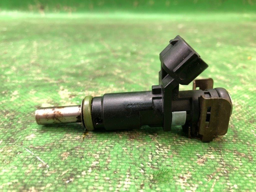 07K 906 031 C | Форсунка топливная VOLKSWAGEN JETTA 05-10 - Фото 3