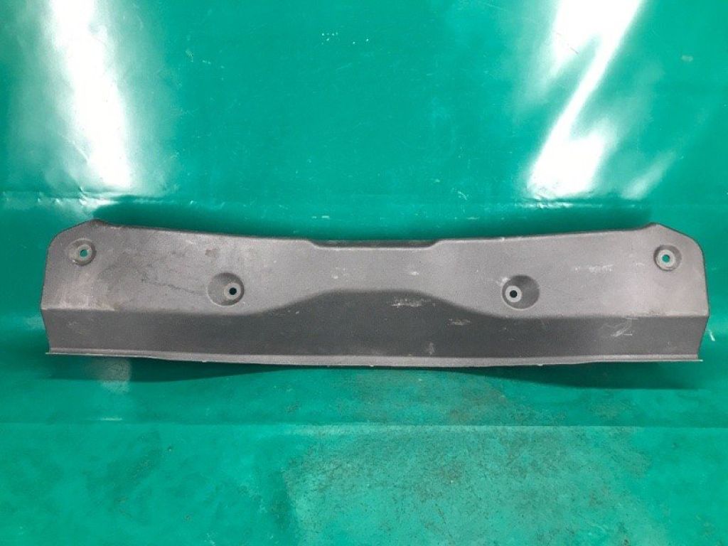 CV6Z-5840374-AA | Накладка на порог багажника FORD FOCUS 10-18