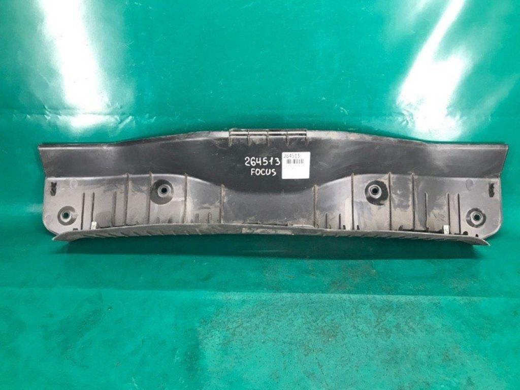 CV6Z-5840374-AA | Накладка на порог багажника FORD FOCUS 10-18 - Фото 4