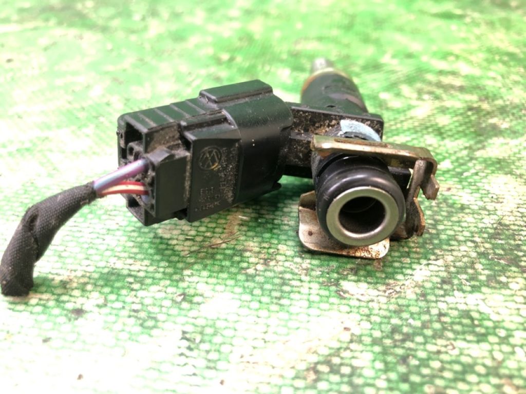 07K906031C | Форсунка паливна VOLKSWAGEN JETTA USA 10-17 - Фото 5