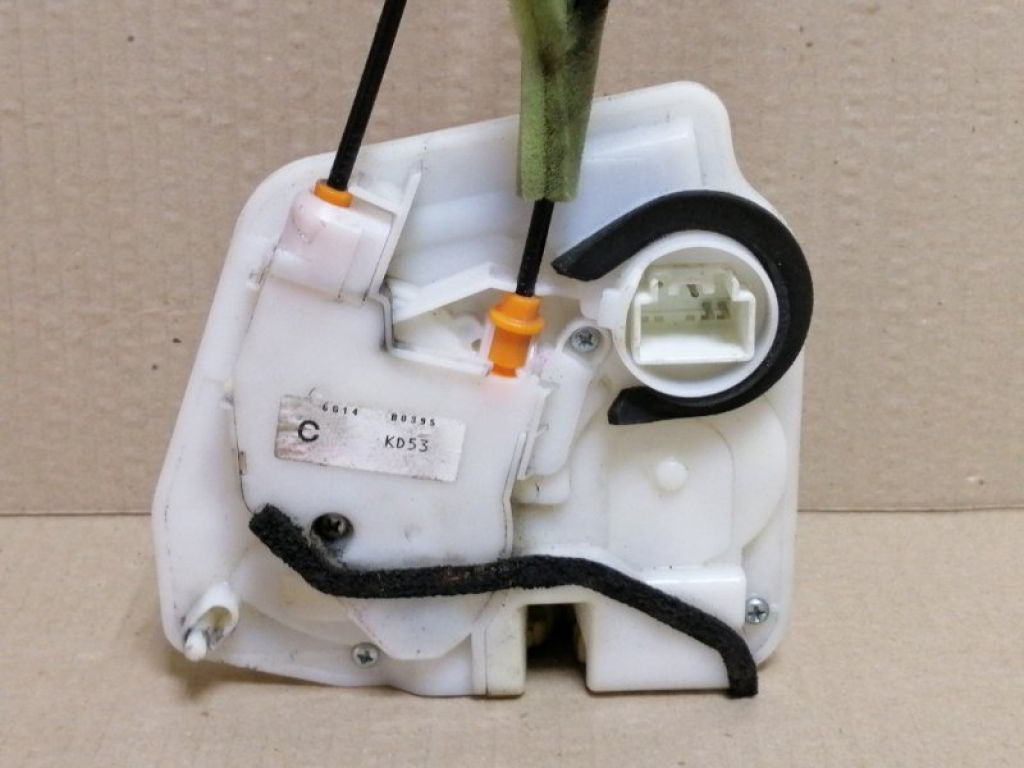 KD53-72-310 | Замок двері задн. прав. MAZDA CX-5 (KE) 11-17