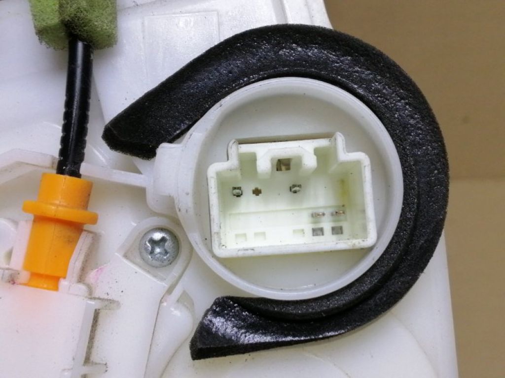 KD53-72-310 | Замок двері задн. прав. MAZDA CX-5 (KE) 11-17 - Фото 2