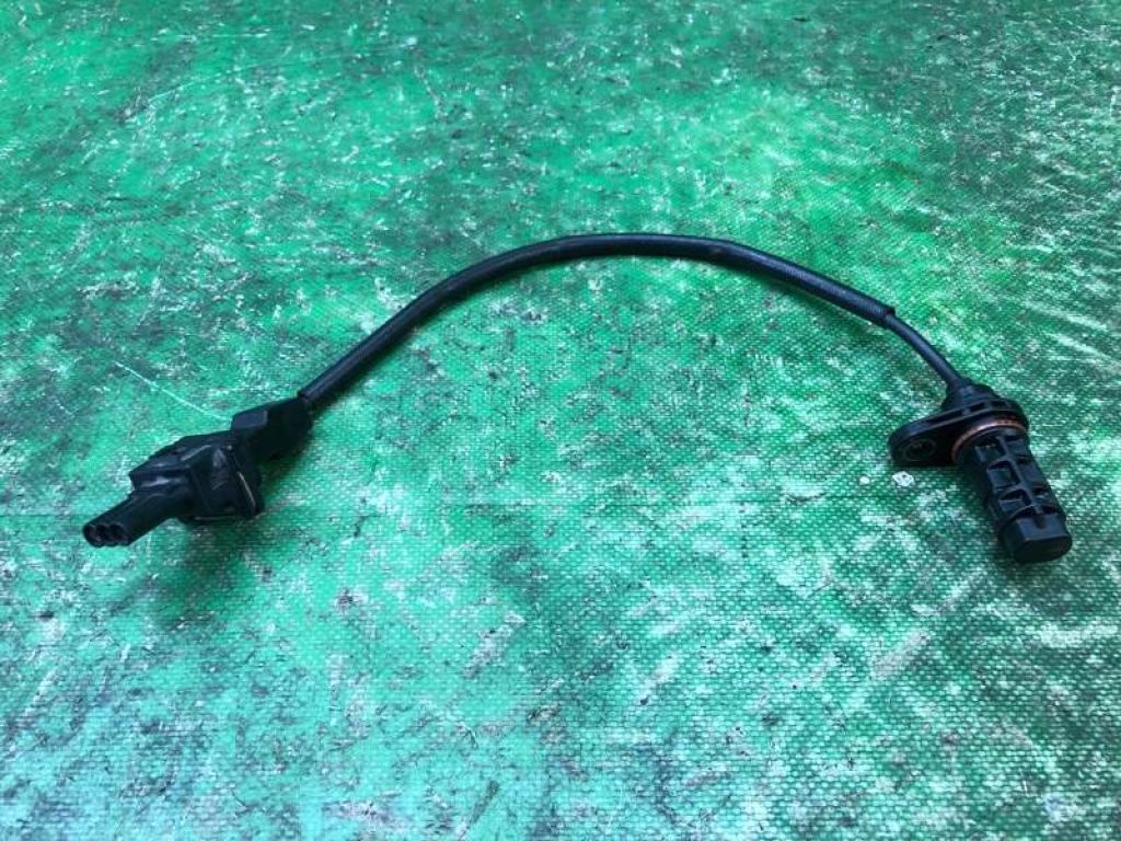 39180-25300 | Датчик положения коленвала HYUNDAI SANTA FE (DM) 12-18