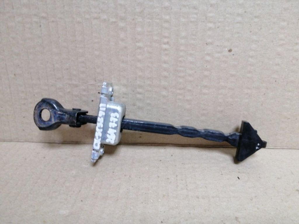 KD53-72-270 | Ограничитель двери задн. лев. MAZDA CX-5 (KE) 11-17