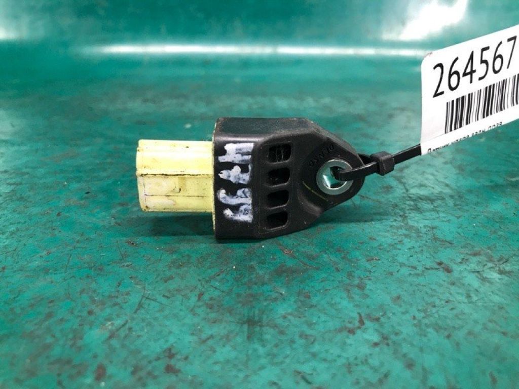 89831-0R010 | Датчик удара задн. прав. TOYOTA CAMRY 50 12-15