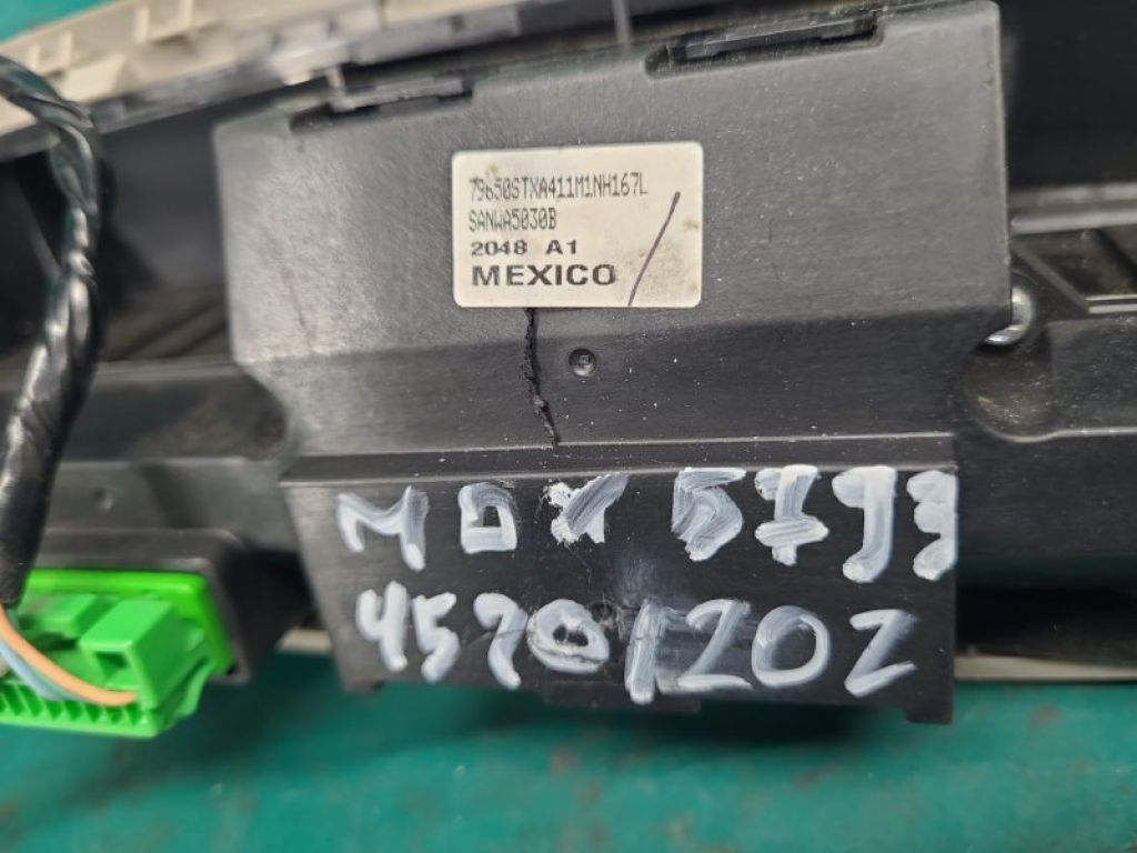 79650-STX-A41ZA | Блок управления печкой задн. ACURA MDX (YD2) 06-13 - Фото 5