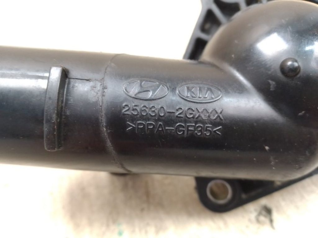 256302G700 | Корпус термостату HYUNDAI SANTA FE (DM) 12-18 - Фото 4