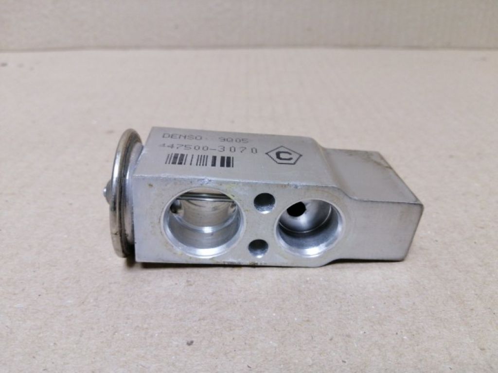 88515-26070 | Клапан кондиционера LEXUS CT200 11-17 - Фото 2