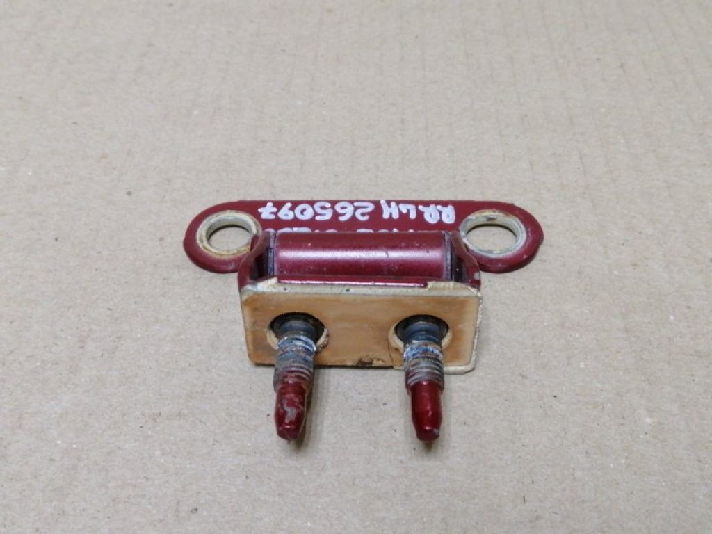 68810-47010 | Петля кришки багажника LEXUS CT200 11-17 - Фото 3