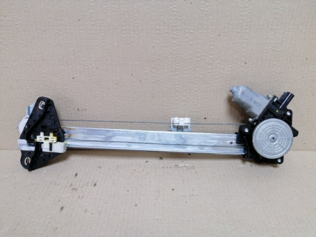 72710-SWA-A02 | Стеклоподъемник задн. прав. HONDA CRV 06-12 - Фото 2