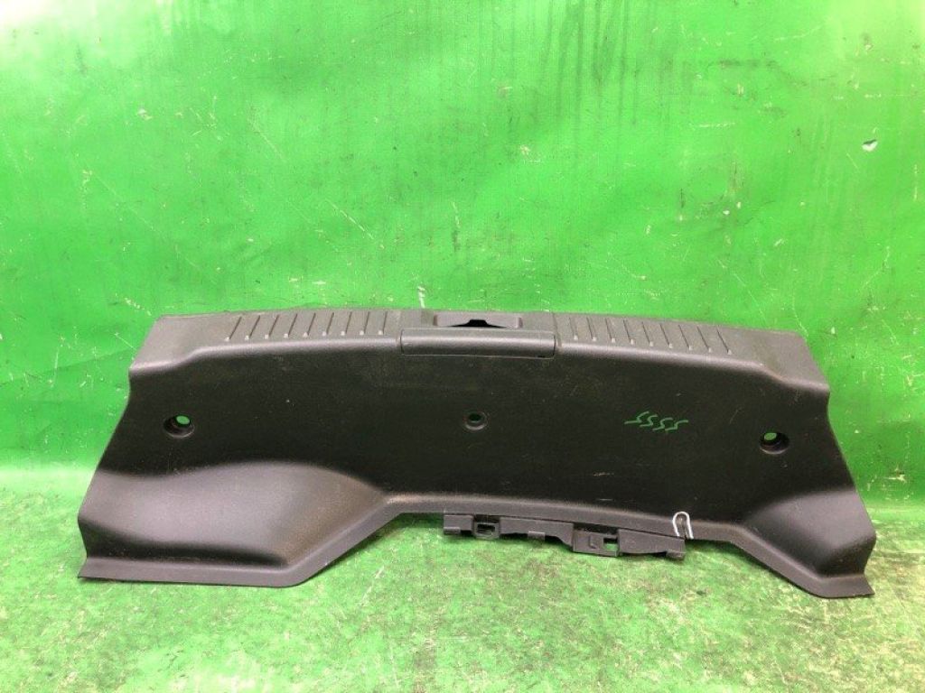 BE8Z-5440374-AA | Накладка на порог багажника FORD FIESTA 08-17