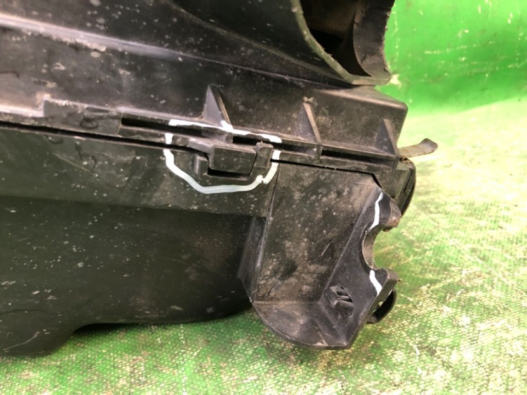 165001KC0C | Корпус повітряного фільтра NISSAN JUKE 10-19 - Фото 6