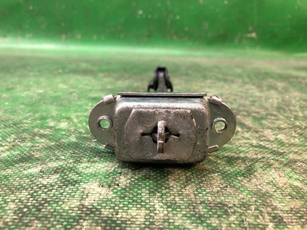 82430-1KA0A | Обмежувач дверей задн. прав. NISSAN JUKE 10-19 - Фото 4