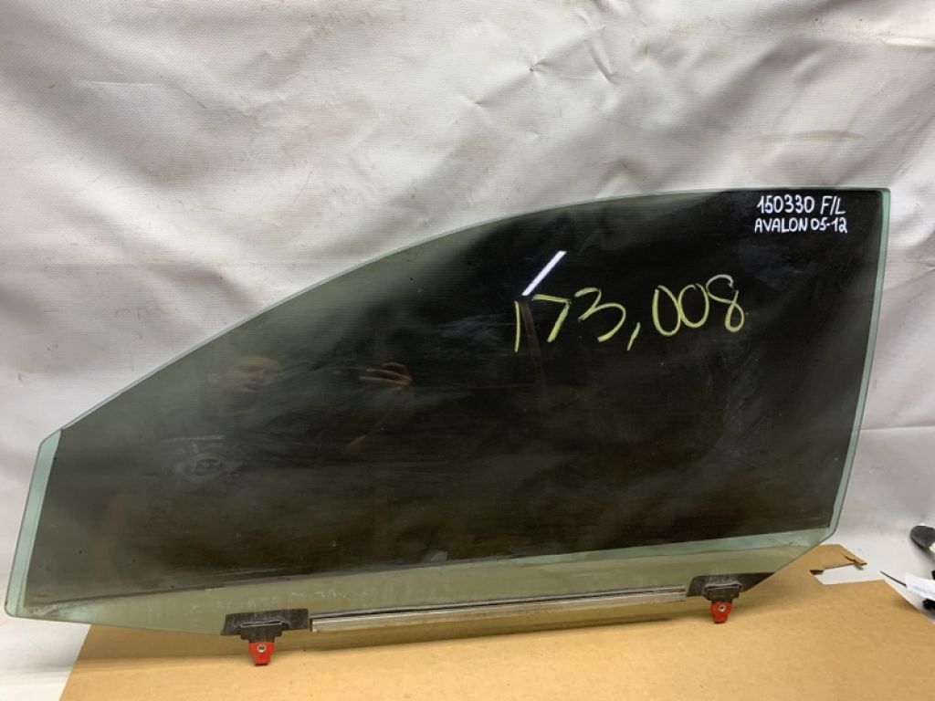 68102-AC060 | Стекло двери передн. лев. TOYOTA AVALON 05-12