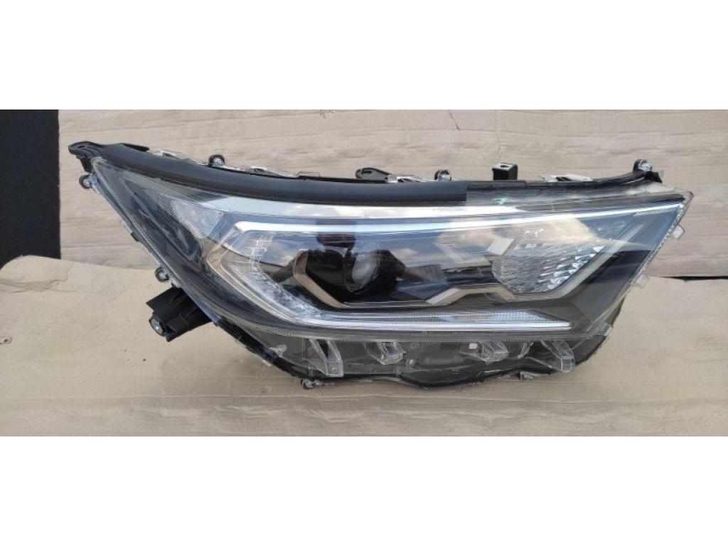 81145-42A33 | Фара передн. прав. TOYOTA RAV4 18-