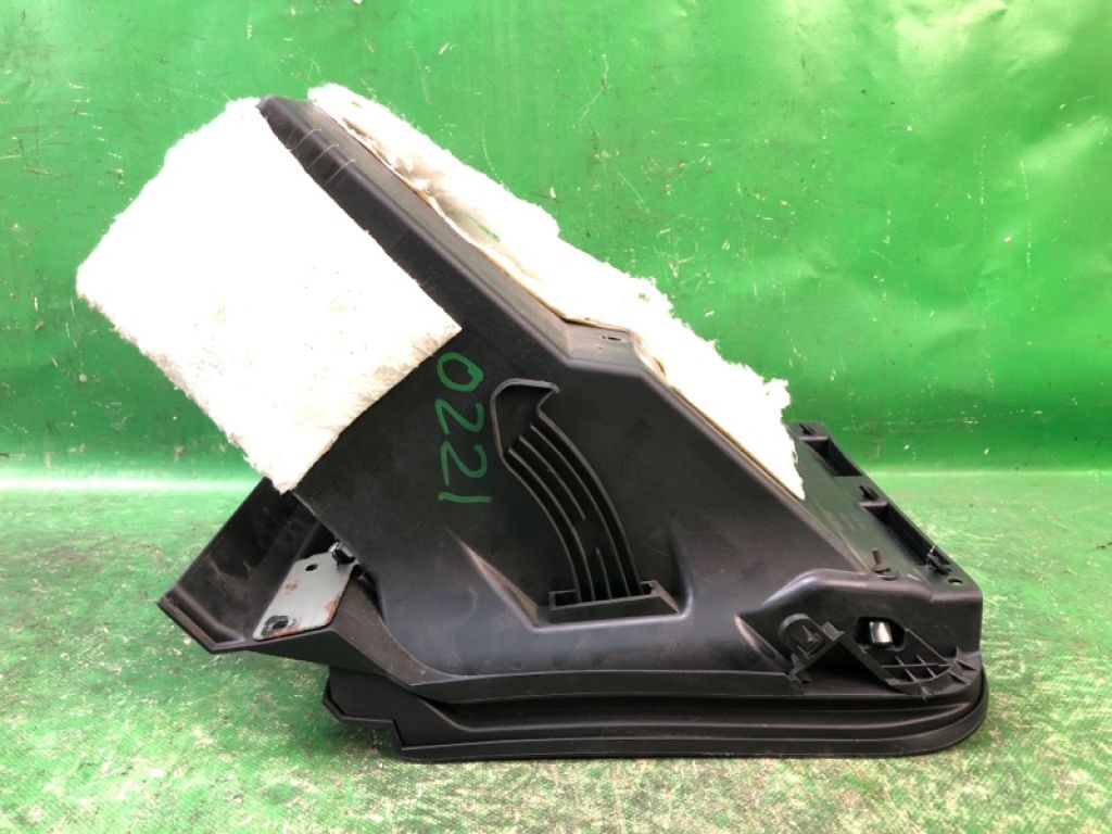 68520-1KA0A | Бардачок NISSAN JUKE 10-19 - Фото 5